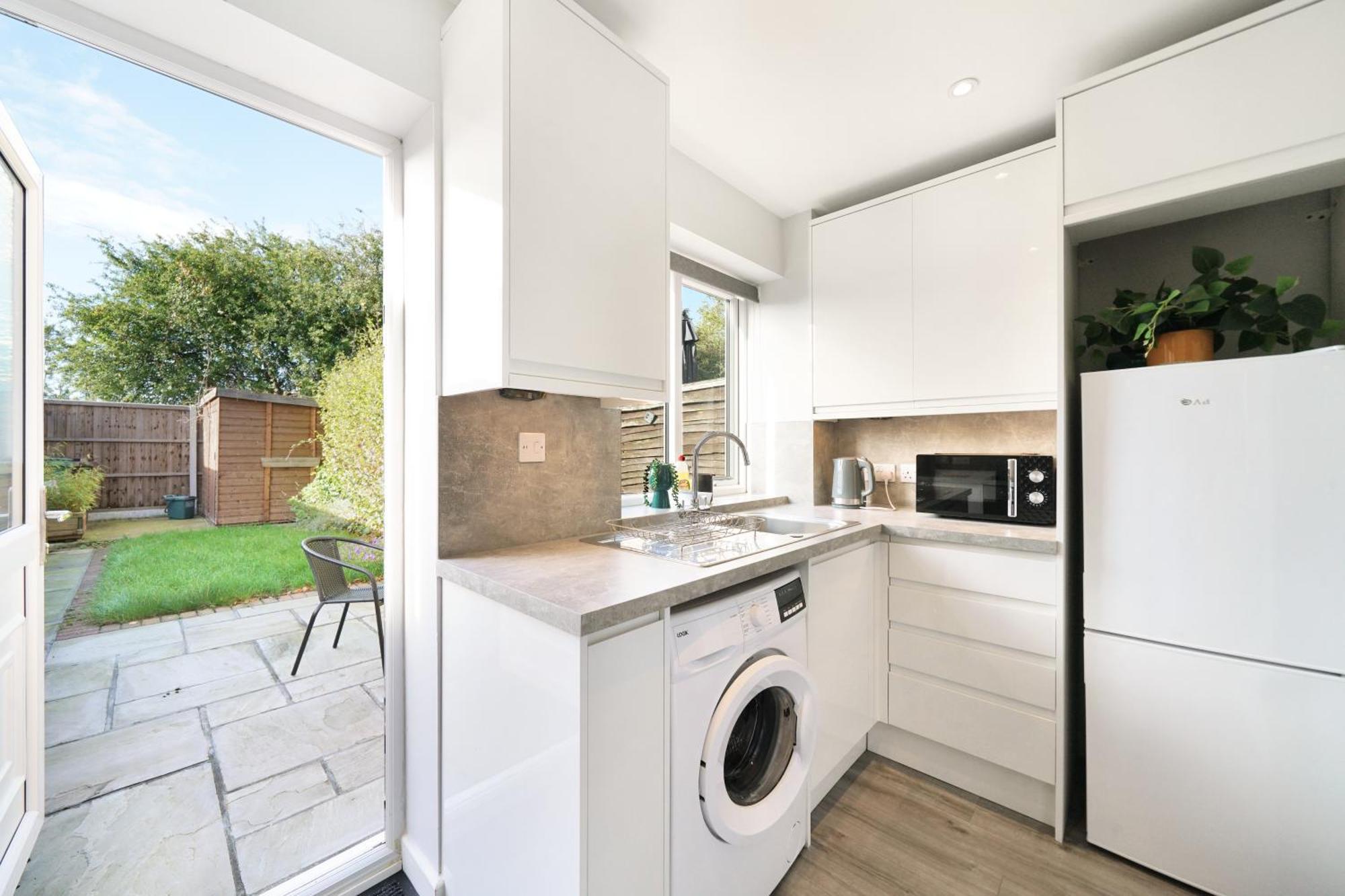Cosy Corner In Aylesbury Near Stoke Mandeville Hospital & Town Centre With Private Parking Zewnętrze zdjęcie