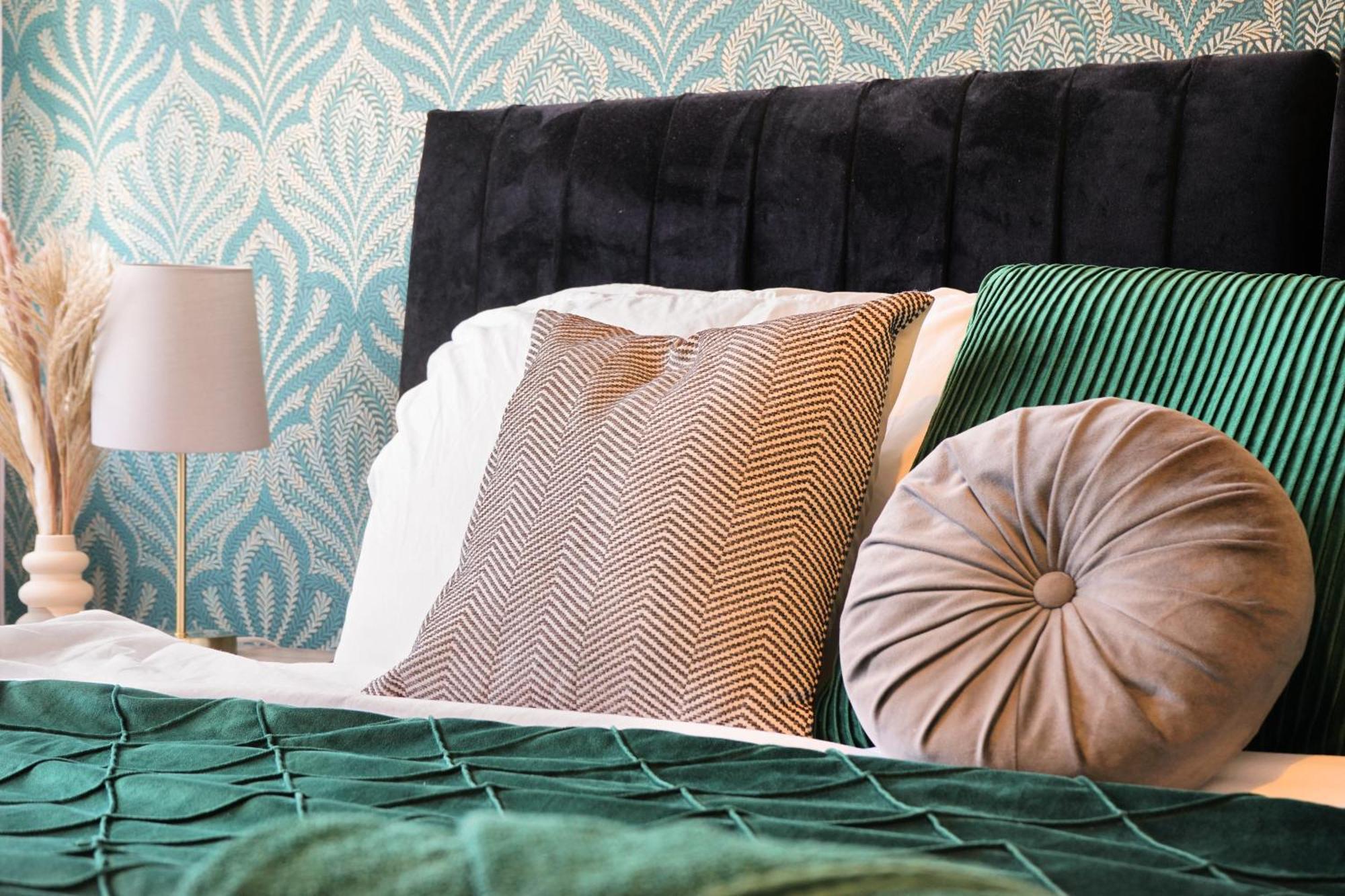 Cosy Corner In Aylesbury Near Stoke Mandeville Hospital & Town Centre With Private Parking Zewnętrze zdjęcie