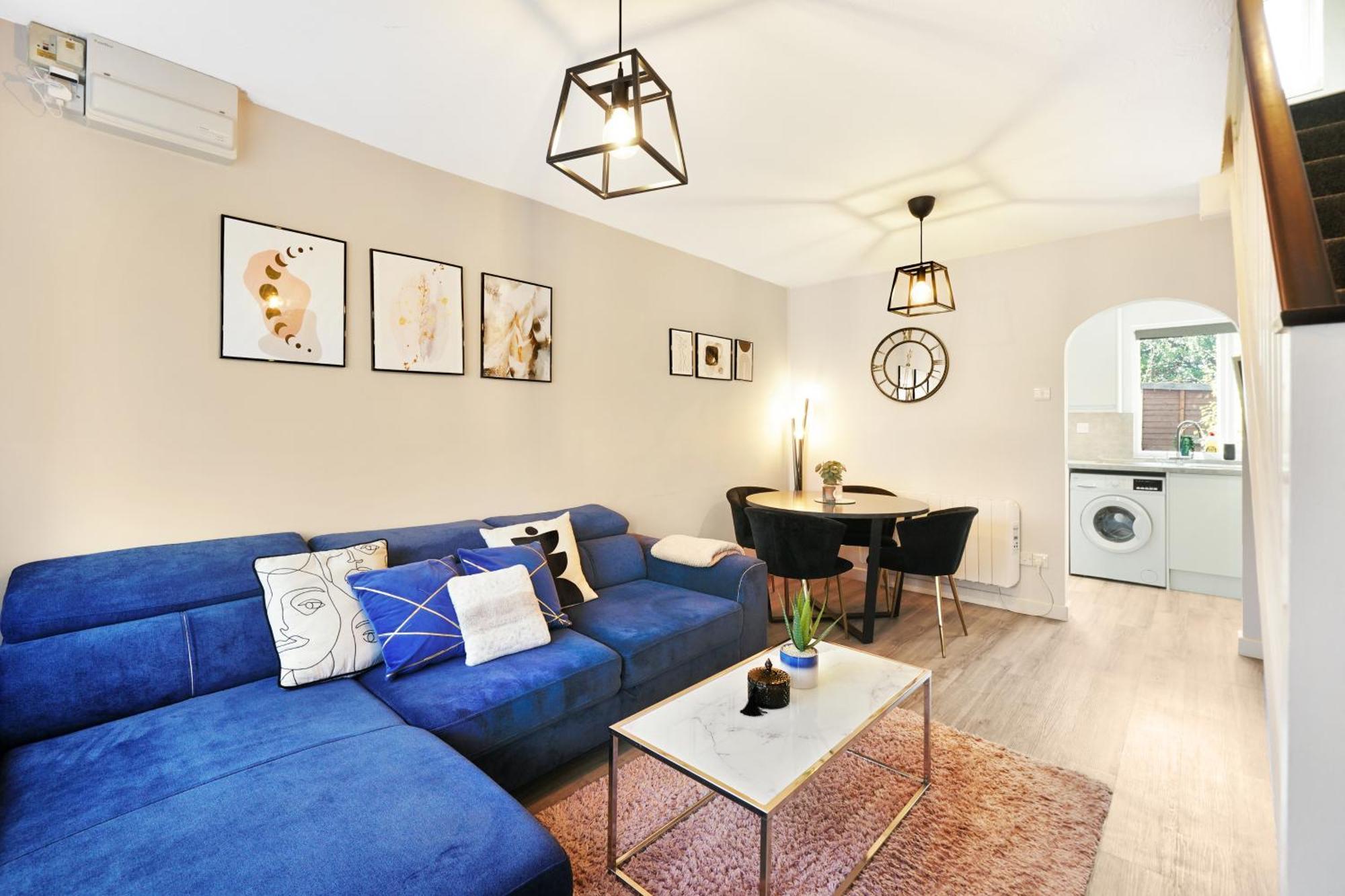 Cosy Corner In Aylesbury Near Stoke Mandeville Hospital & Town Centre With Private Parking Zewnętrze zdjęcie