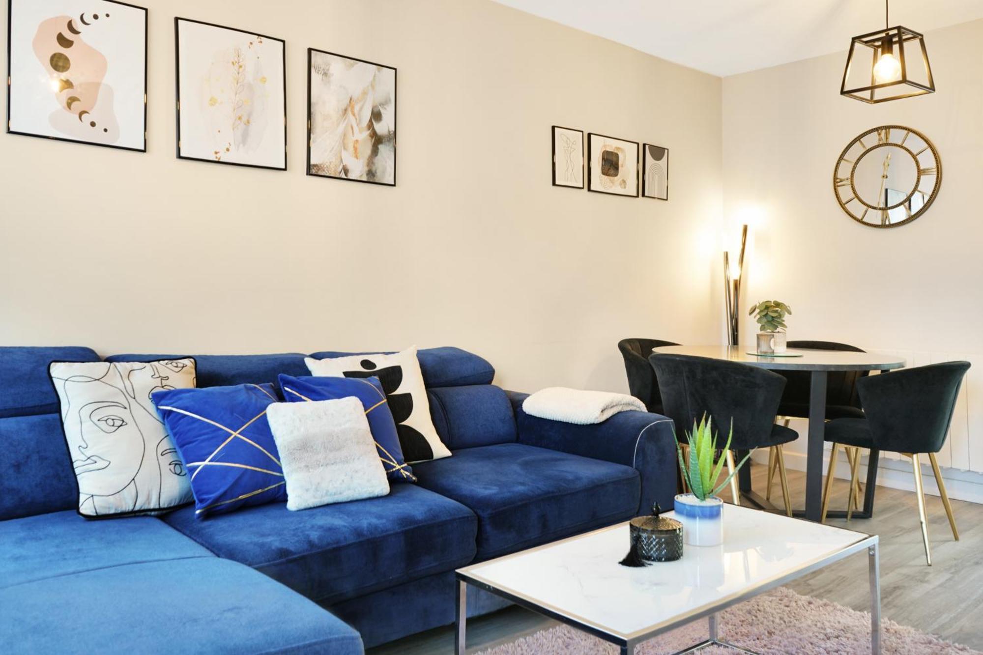 Cosy Corner In Aylesbury Near Stoke Mandeville Hospital & Town Centre With Private Parking Zewnętrze zdjęcie